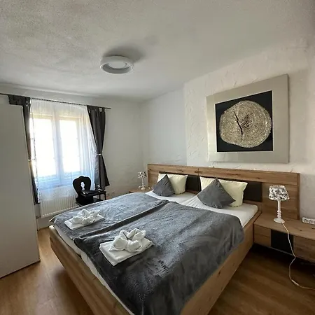 Hotel Zum Goldenen Anker 3*