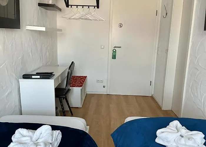 Hotel Zum Goldenen Anker 3*