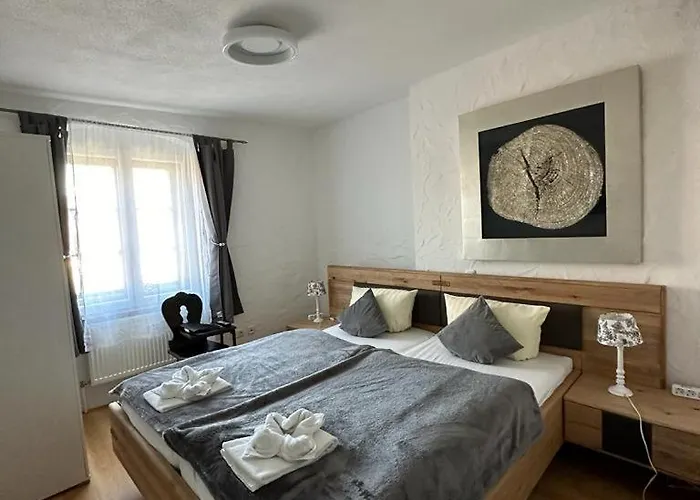 Hotel Zum Goldenen Anker 3*